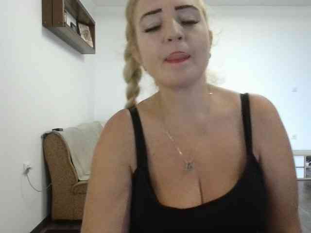 Multiply-orgazm webcam