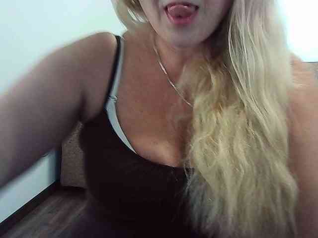 Multiply-orgazm webcam