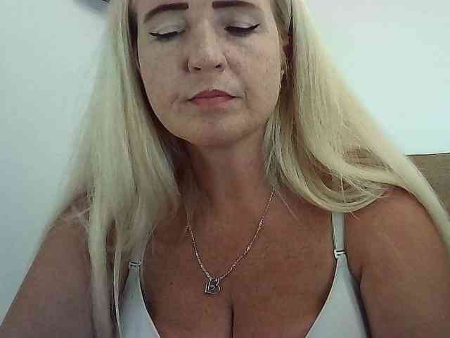 Multiply-orgazm webcam