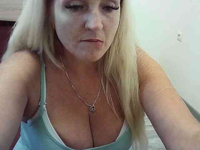 Multiply-orgazm webcam