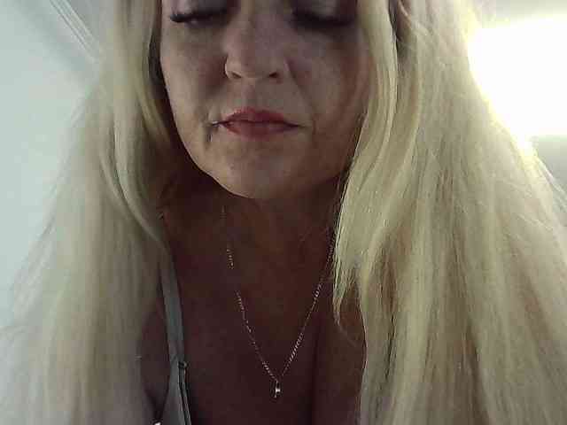Multiply-orgazm webcam