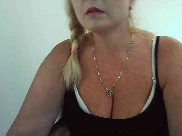 Multiply-orgazm webcam