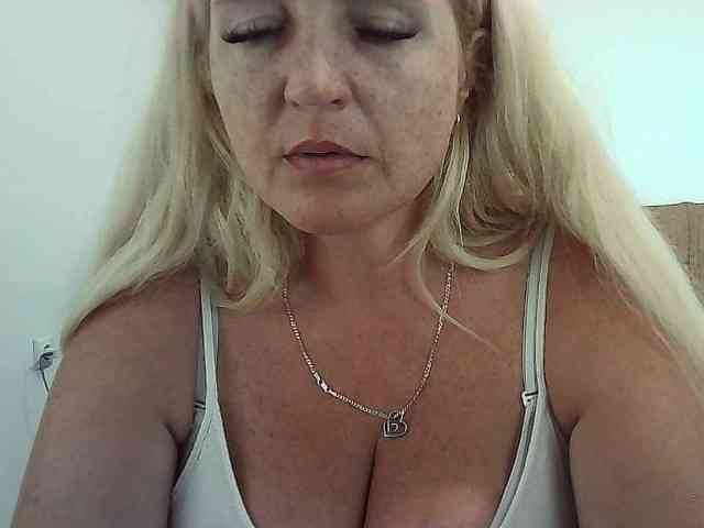 Multiply-orgazm webcam