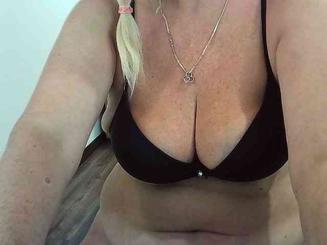 Multiply-orgazm webcam