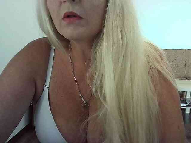 Multiply-orgazm webcam