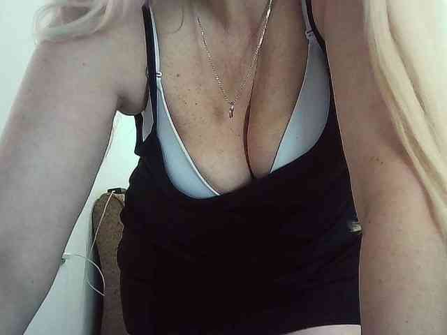 Multiply-orgazm webcam