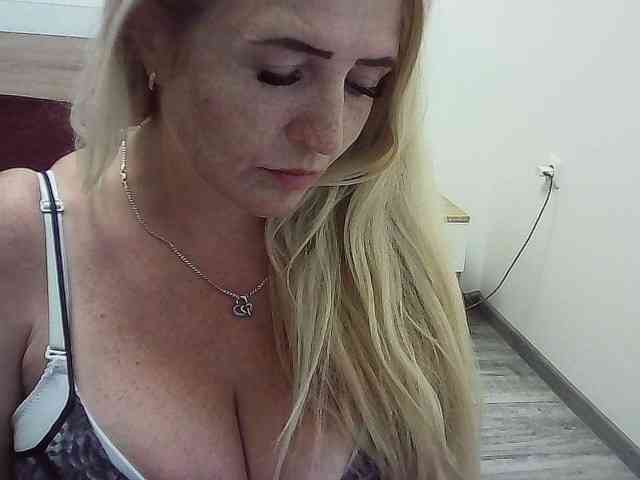 Multiply-orgazm webcam