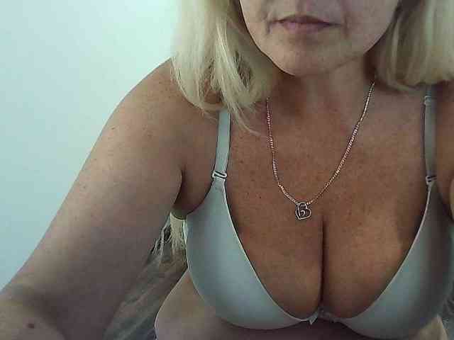 Multiply-orgazm webcam