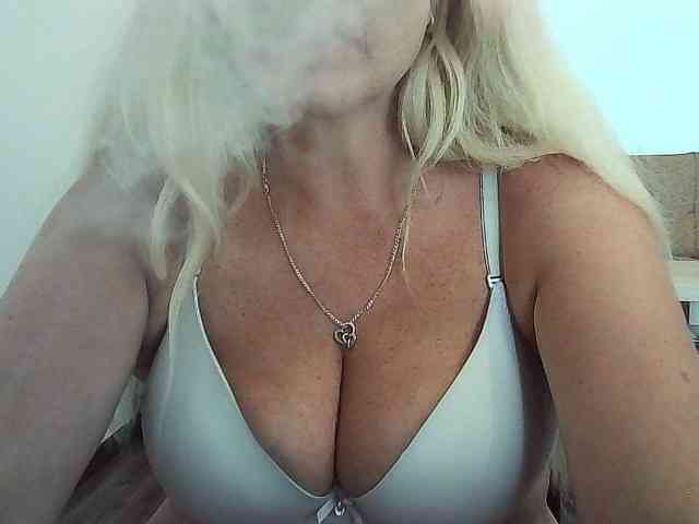 Multiply-orgazm webcam