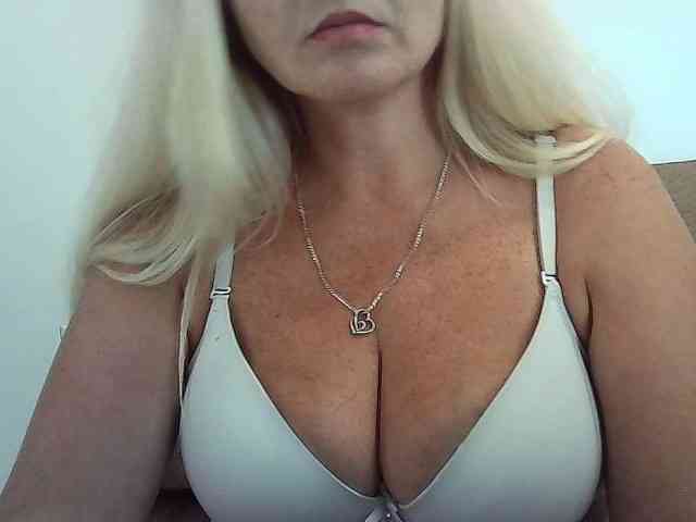 Multiply-orgazm webcam