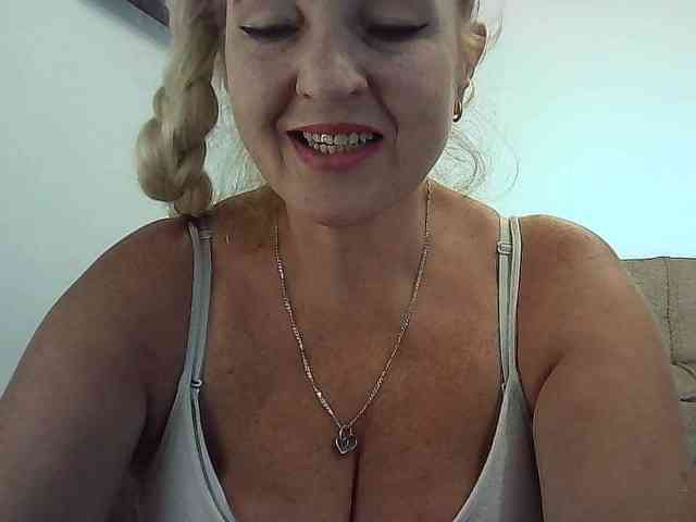 Multiply-orgazm webcam