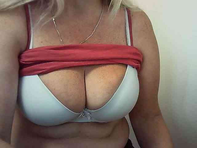 Multiply-orgazm webcam