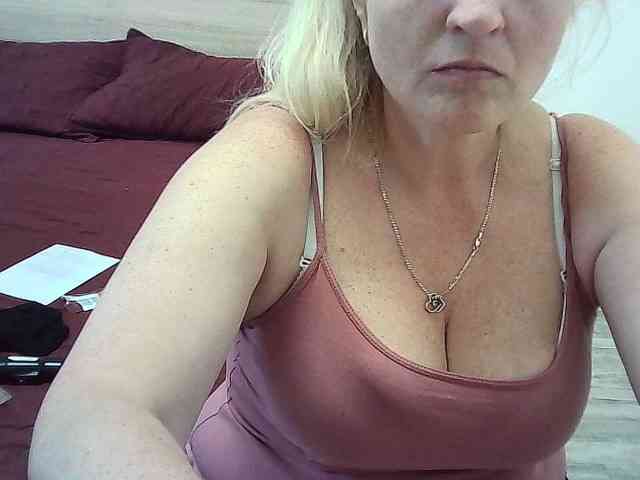 Multiply-orgazm webcam