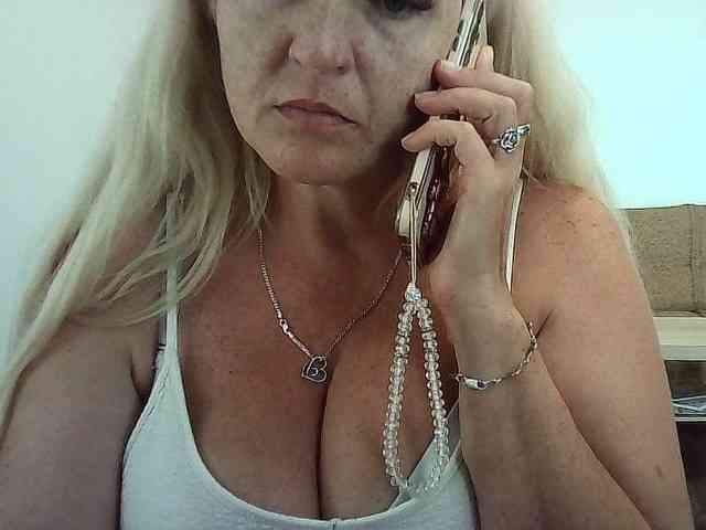 Multiply-orgazm webcam