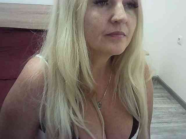 Multiply-orgazm webcam