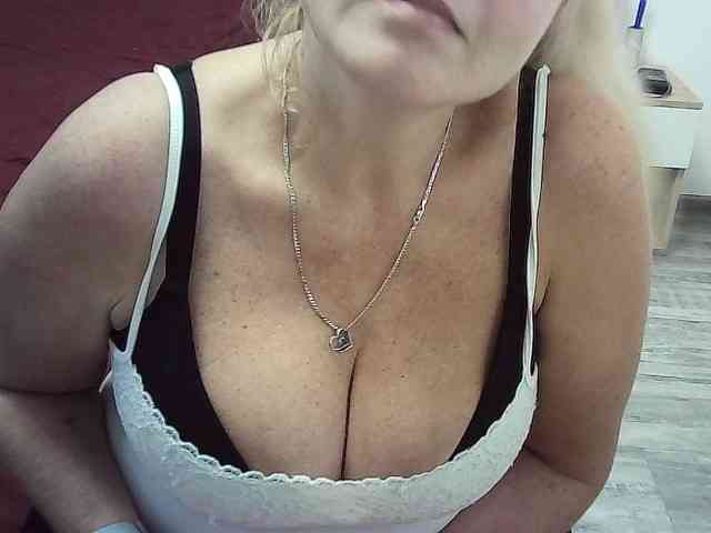 Multiply-orgazm webcam