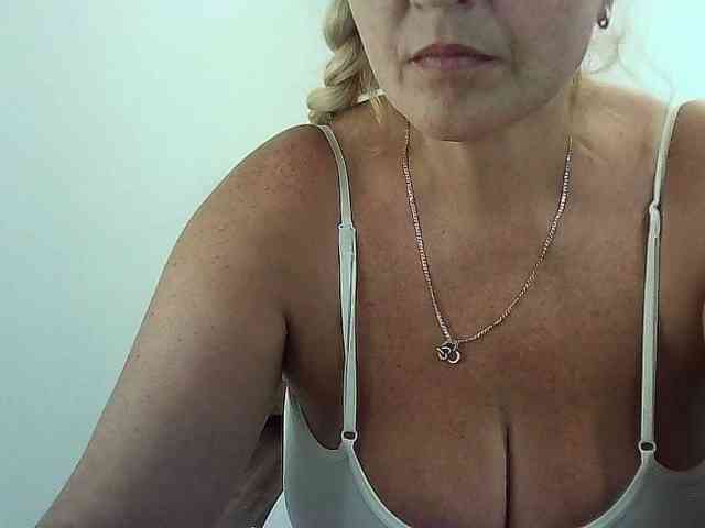 Multiply-orgazm webcam