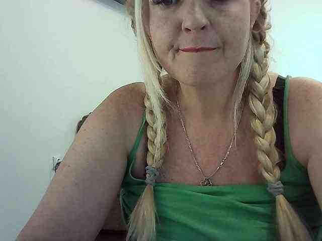 Multiply-orgazm webcam
