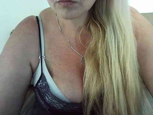 Multiply-orgazm webcam