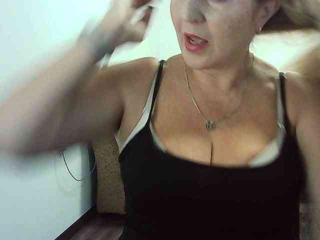 Multiply-orgazm webcam