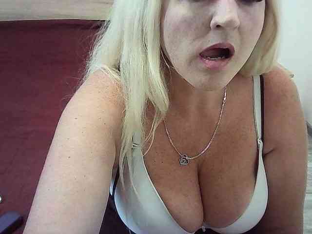 Multiply-orgazm webcam