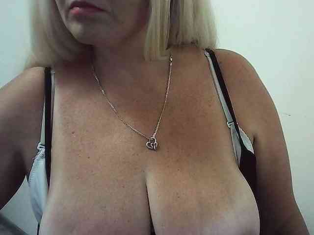 Multiply-orgazm webcam