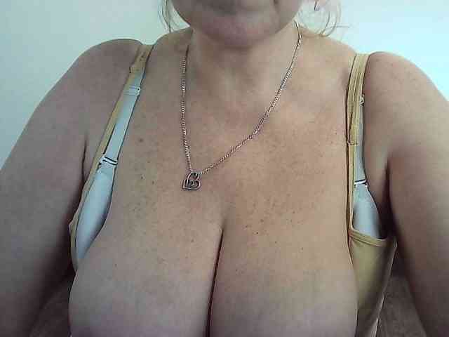 Multiply-orgazm webcam