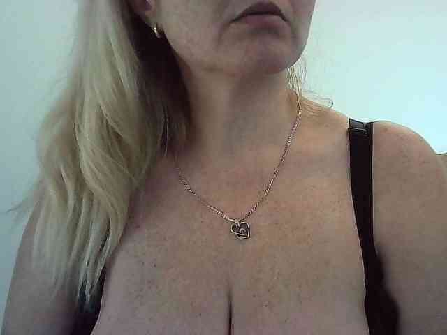 Multiply-orgazm webcam