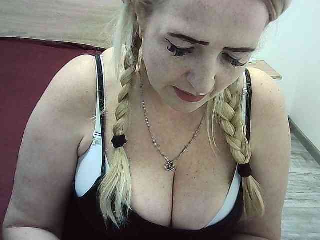 Multiply-orgazm webcam