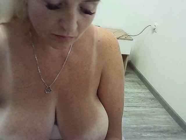 Multiply-orgazm webcam