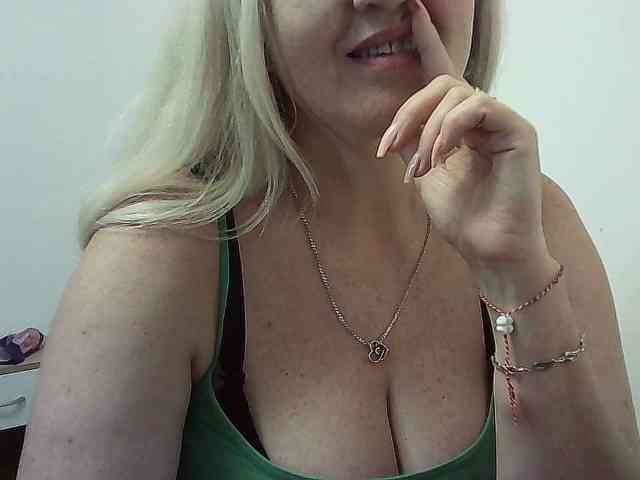 Multiply-orgazm webcam