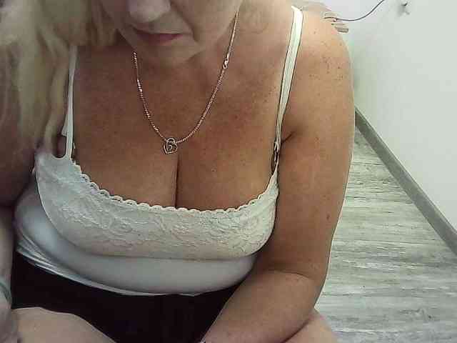 Multiply-orgazm webcam