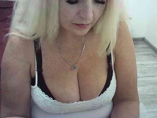 Multiply-orgazm webcam