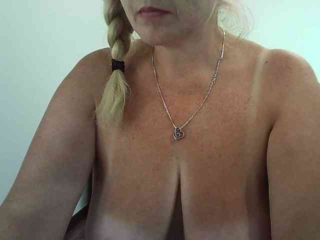 Multiply-orgazm webcam
