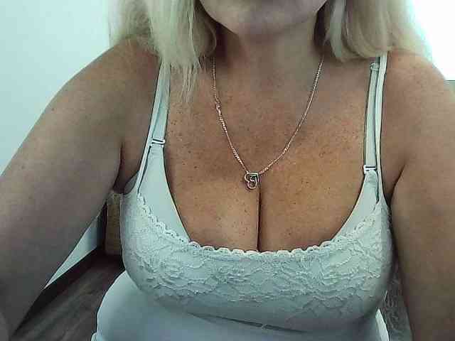 Multiply-orgazm webcam