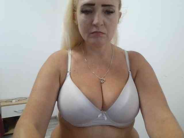 Multiply-orgazm webcam