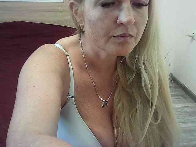 Multiply-orgazm webcam