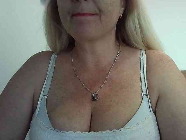 Multiply-orgazm webcam