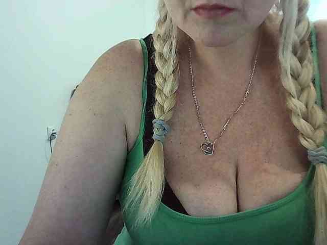 Multiply-orgazm webcam