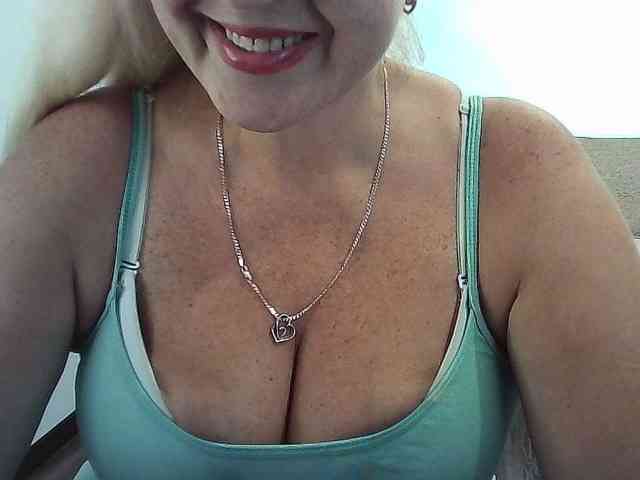 Multiply-orgazm webcam