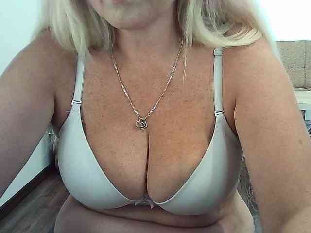 Multiply-orgazm webcam