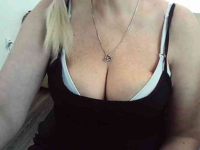 Multiply-orgazm webcam