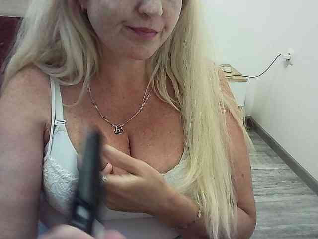 Multiply-orgazm's cam show statistics and live stream