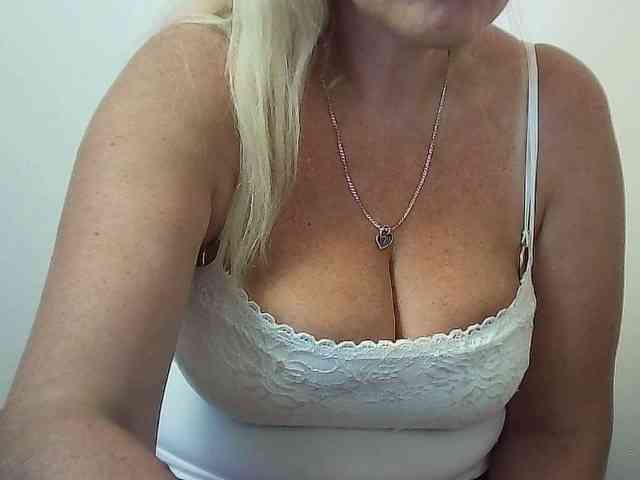 Multiply-orgazm webcam