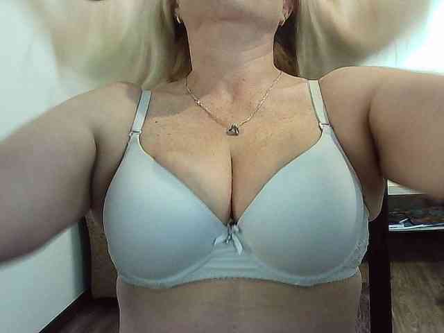 Multiply-orgazm webcam