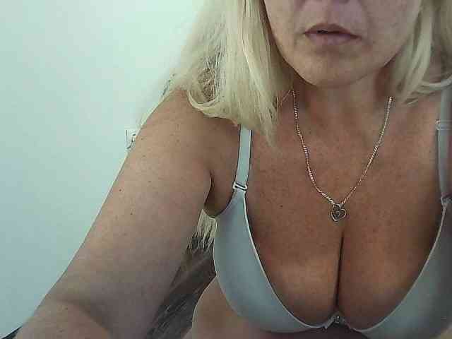 Multiply-orgazm webcam