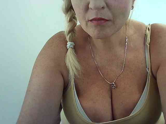 Multiply-orgazm webcam