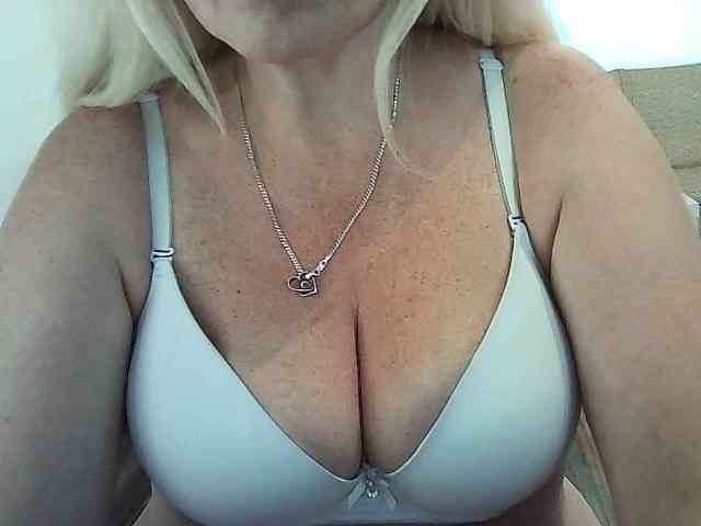 Multiply-orgazm webcam