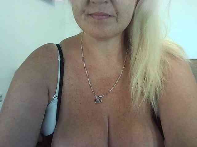 Multiply-orgazm webcam
