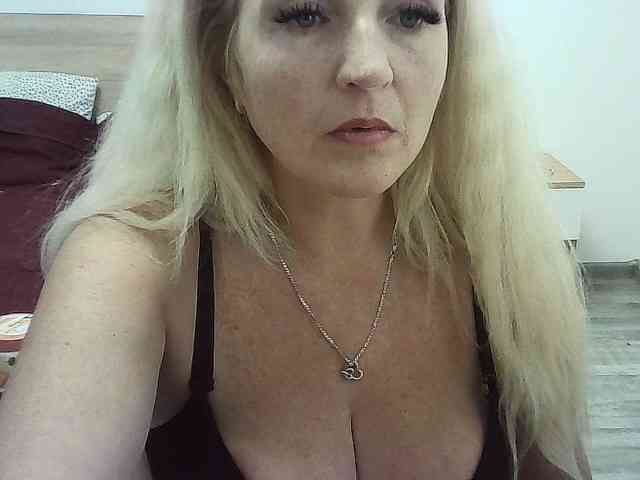 Multiply-orgazm webcam